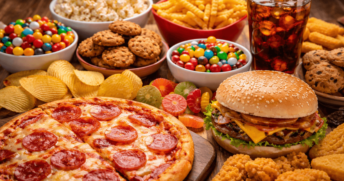 Les conséquences de la "normalité" des pizzas surgelées et des friandises : dernières données sur les aliments ultra-transformés et le risque de maladies cardiaques