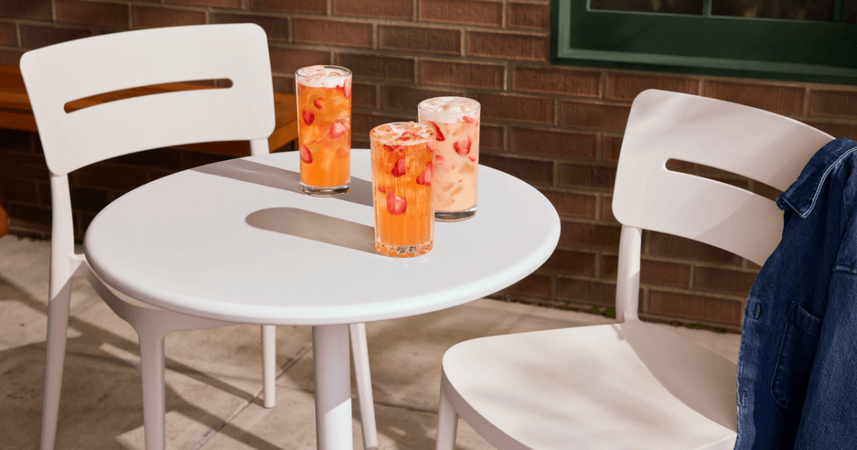 Challenging the Stronghold of Monster and Red Bull? Starbucks' New Product is Not Coffee but "Energy" - A Strategy Targeting the Afternoon Market