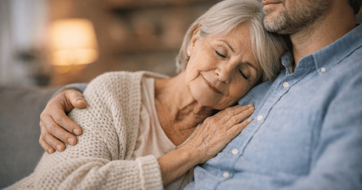 À 70 ans, ce qu'elle recherchait n'était pas le "sexe" mais la "chaleur" : Pourquoi le désir des femmes âgées trouble-t-il la société ?