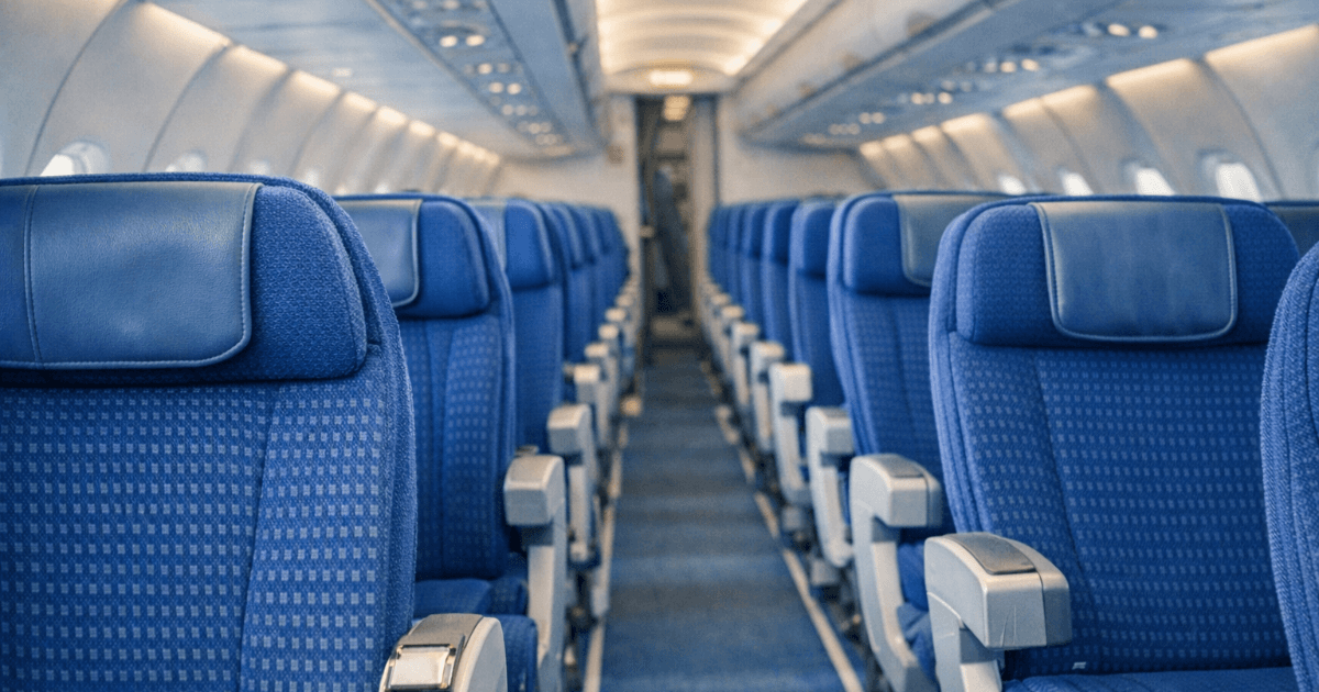 왜 비행기 좌석은 파란색일까? "안심"과 "오염 방지"의 의외의 진실